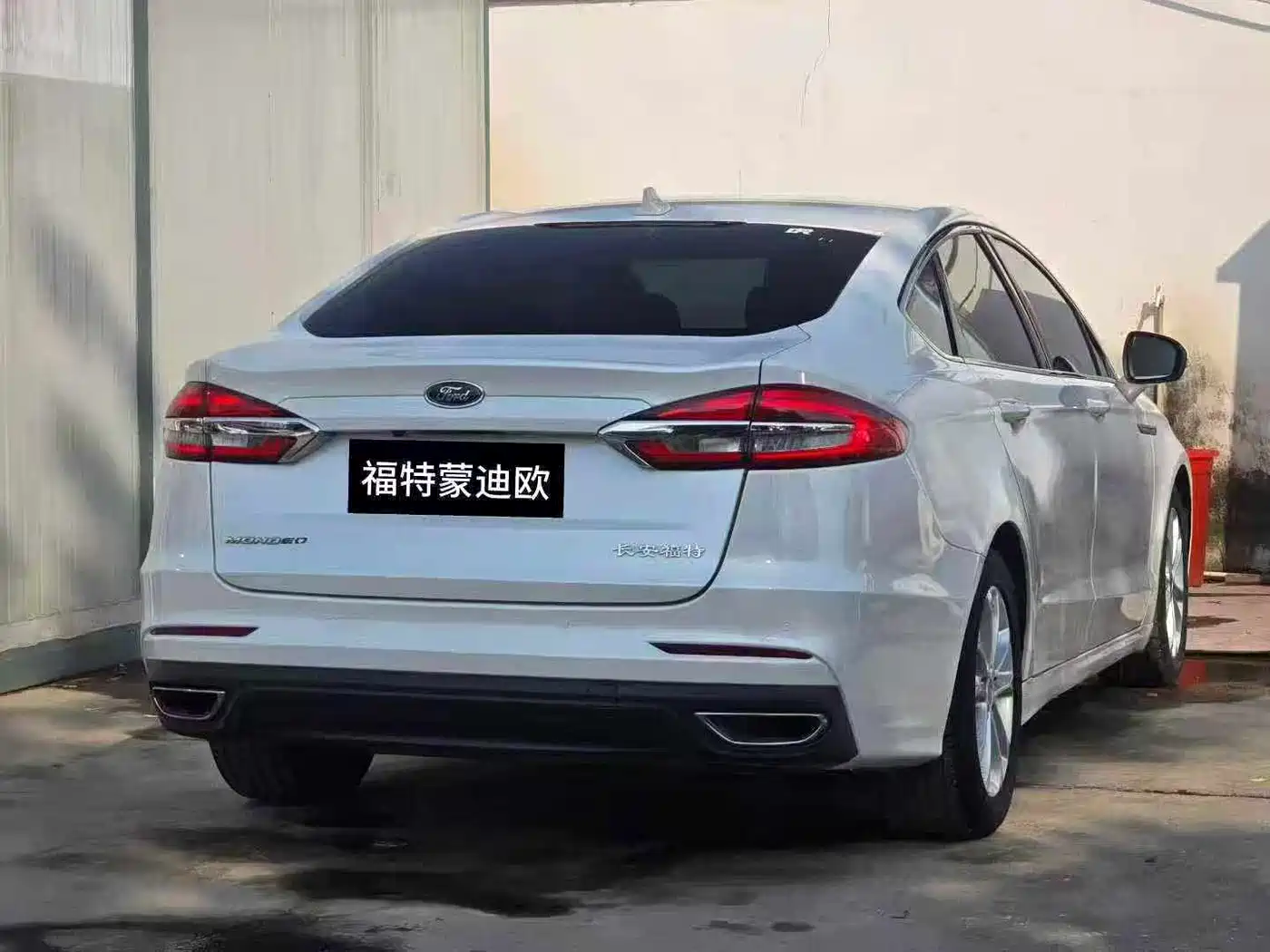 FORD MONDEO