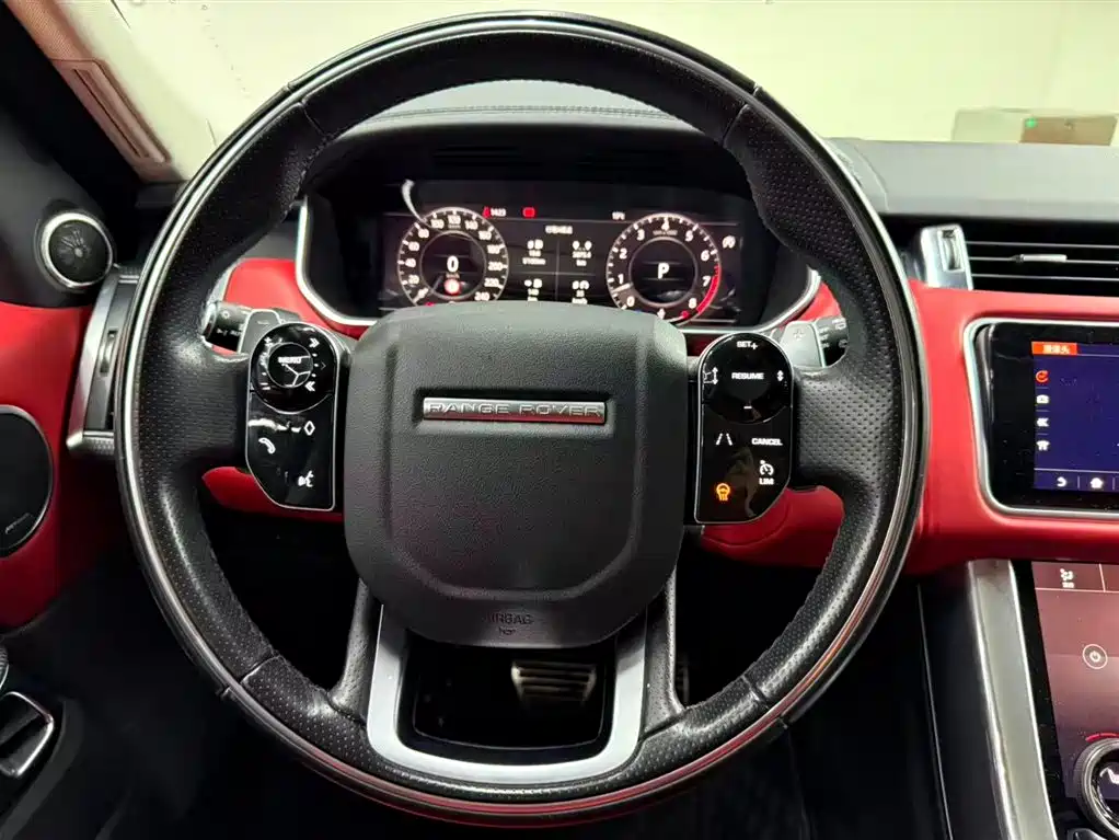 Land Rover Range Rover Sport 2021 3.0 L6 Gloss Black Edition фото 12