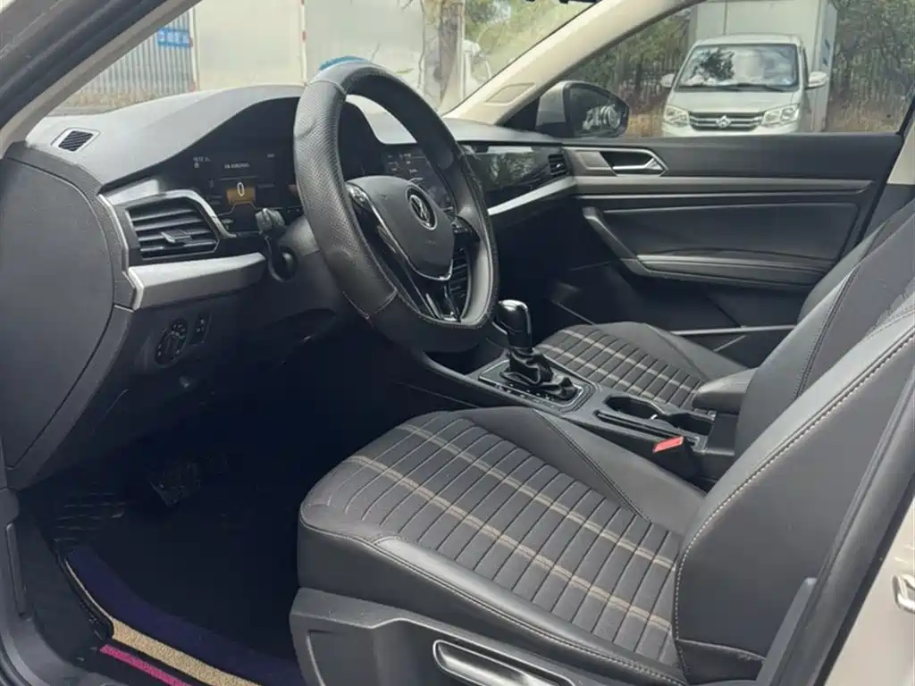 Volkswagen Lavida 2021 280TSI DSG Comfort Edition фото 13