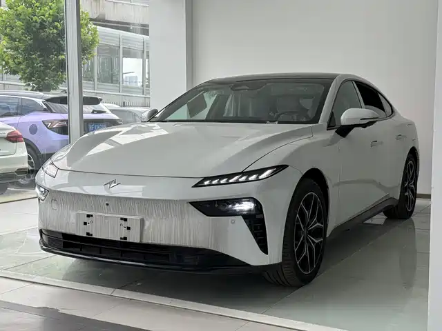 Dongfeng Yipai eπ007 2025 Pure Electric 650Pro Cruise Edition