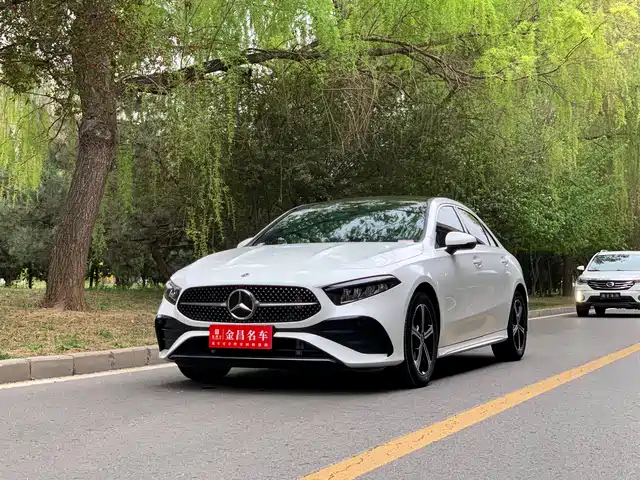 MERCEDES-BENZ A CLASS