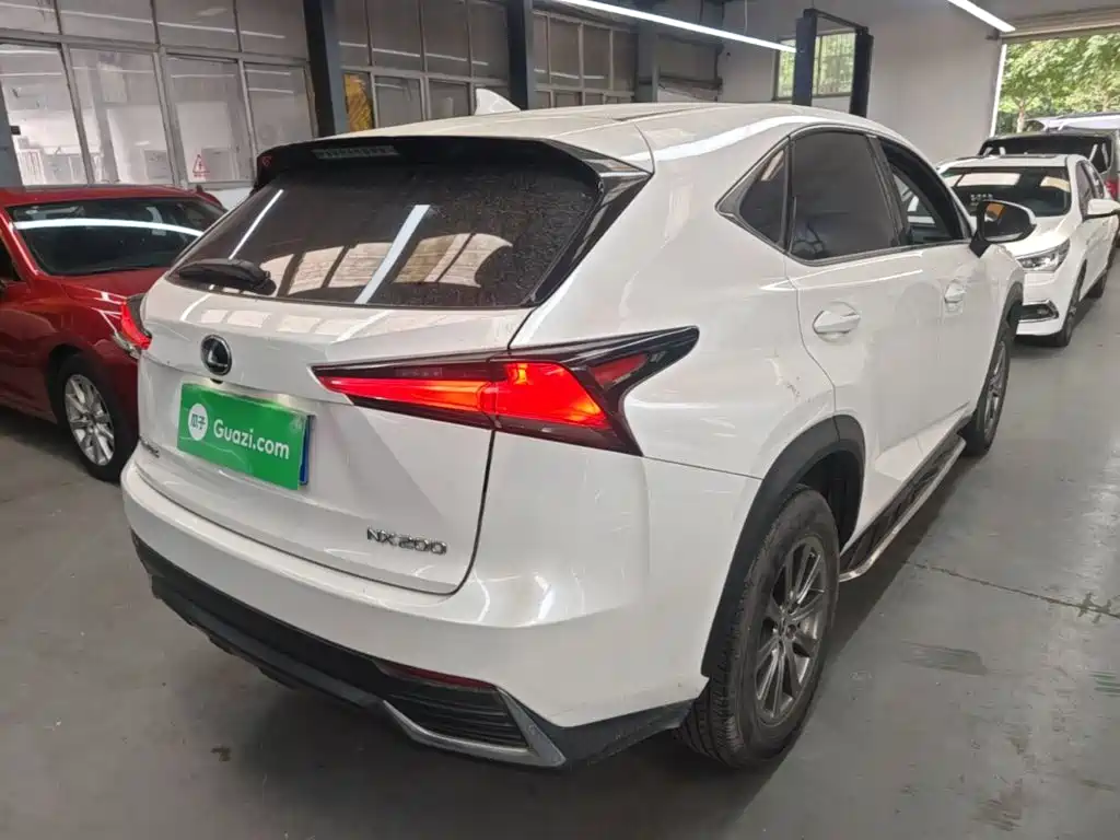Фото 7 - Lexus NX