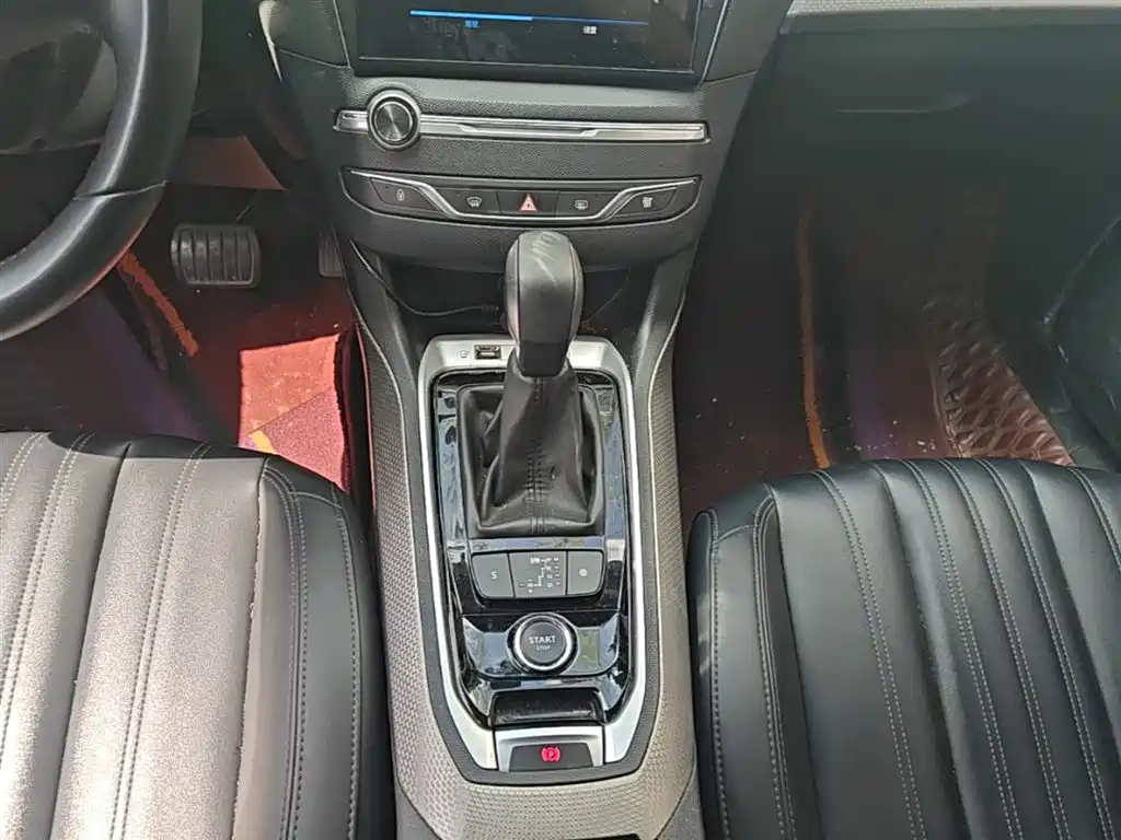 Peugeot 408 2019 360THP Auto Luxury Edition China VI фото 14