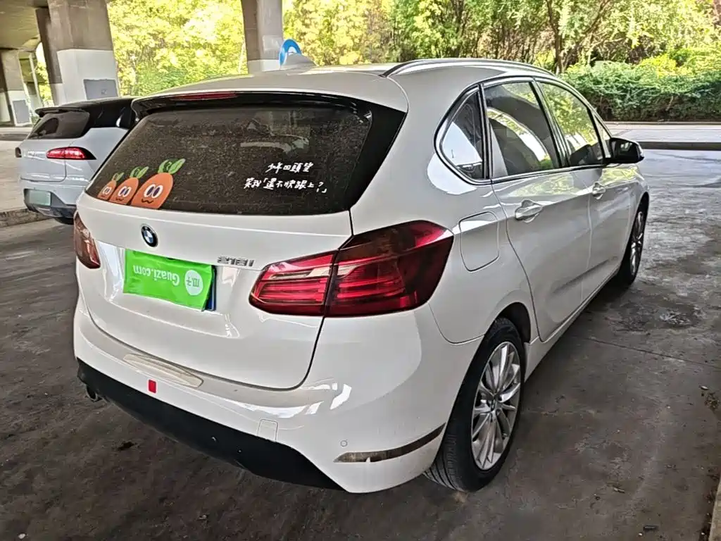 BMW 2 Series Touring 2019 2018 218i Luxury Line
