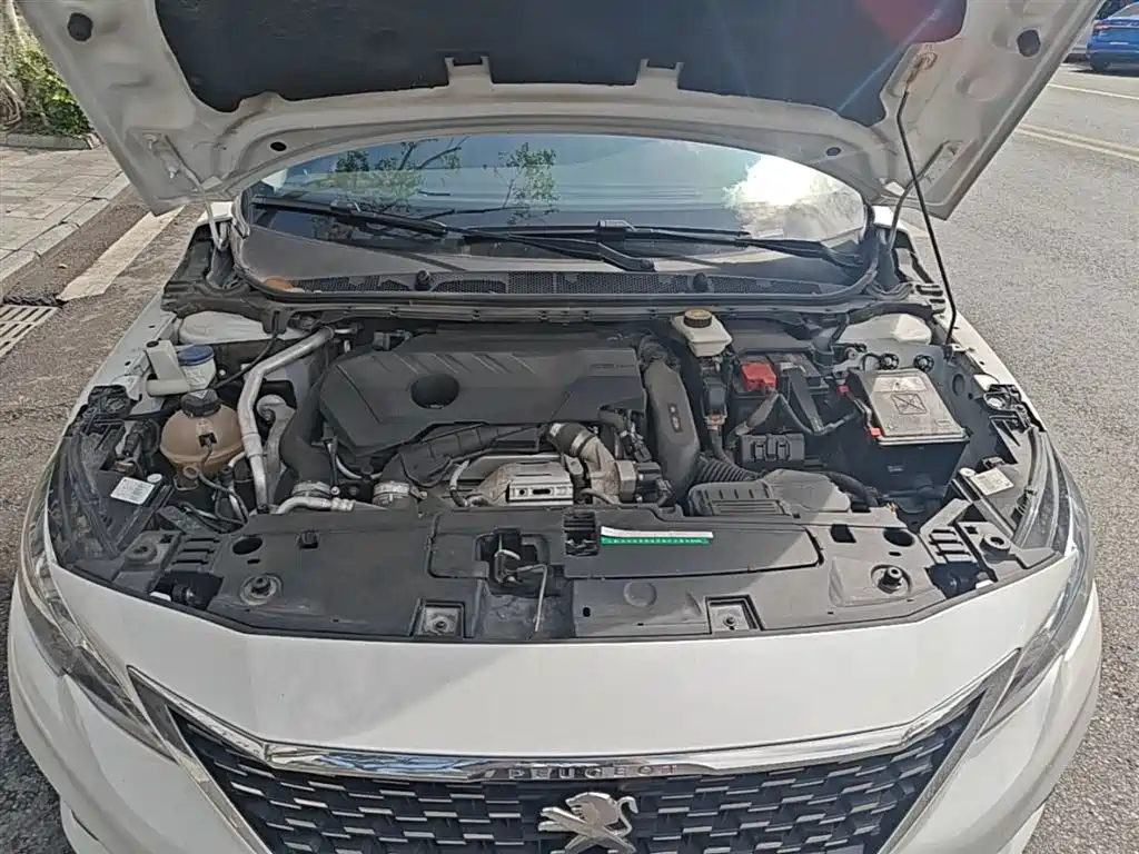 Peugeot 408 2019 360THP Auto Luxury Edition China VI фото 20