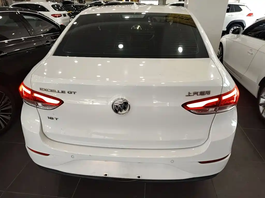 Фото 6 - Buick Excelle