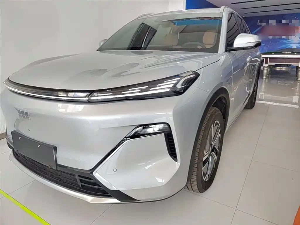 Geely Galaxy Starship 7 EM-i 2025 Model 120km Explorer+ Edition