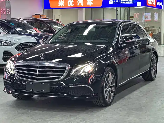 MERCEDES-BENZ E CLASS