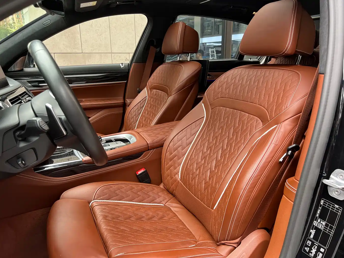 Photo 6 - BMW 7 Series
