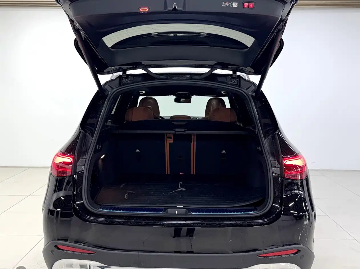 Mercedes-Benz GLC 2024 GLC 300 L 4MATIC Dynamic 5-seater фото 5