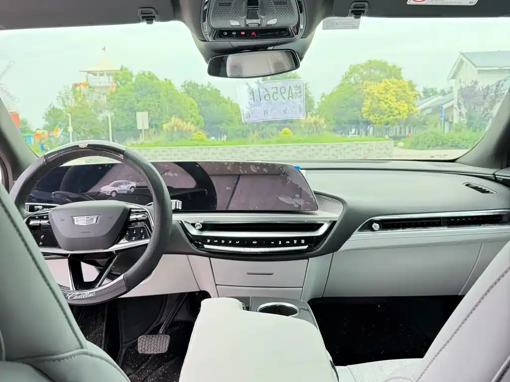 Cadillac IQ Rui Ge 2026 2024 RWD Standard Range Luxury Edition