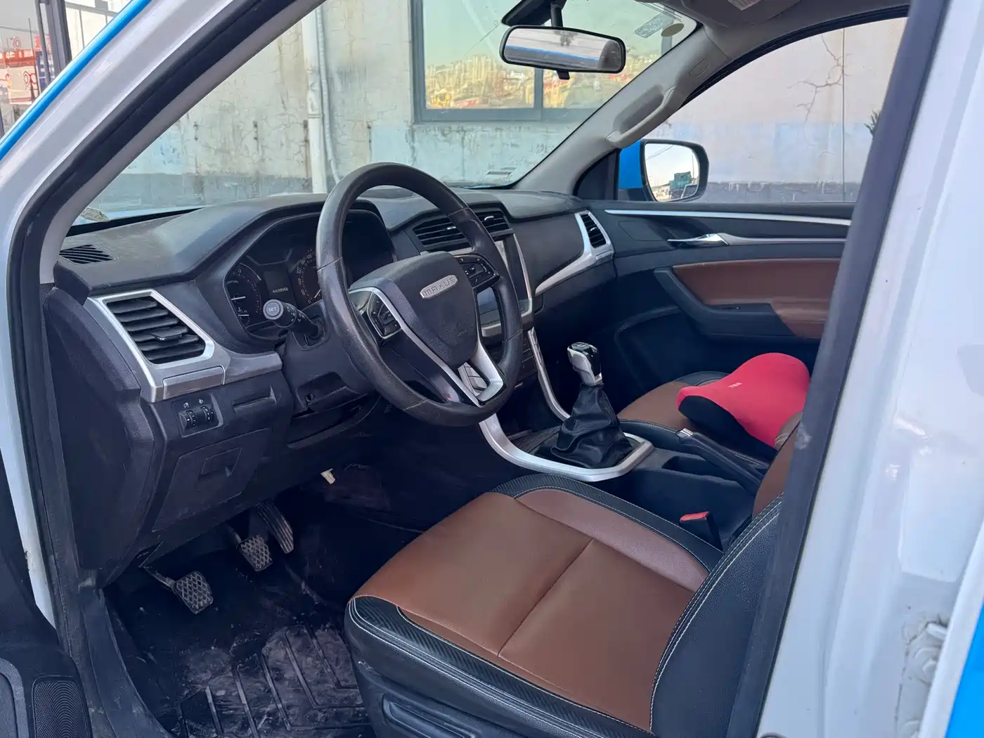 SAIC MAXUS CHASE T70