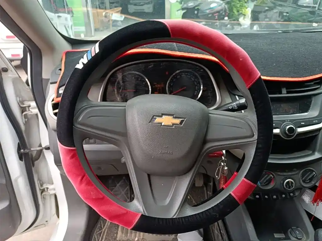 Chevrolet Sail 2016 Sail 3 1.3L Manual Comfort Sunroof Edition фото 11