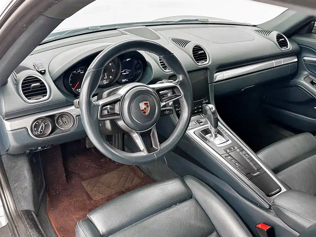 Porsche 718 2016 Cayman 2.0T фото 10