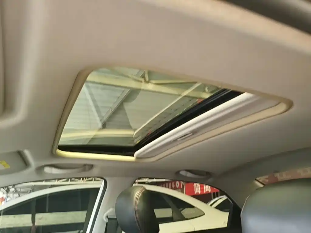 Kia Huan Chi 2021 2020 Facelift 1.4L Auto Comfort Sunroof Edition