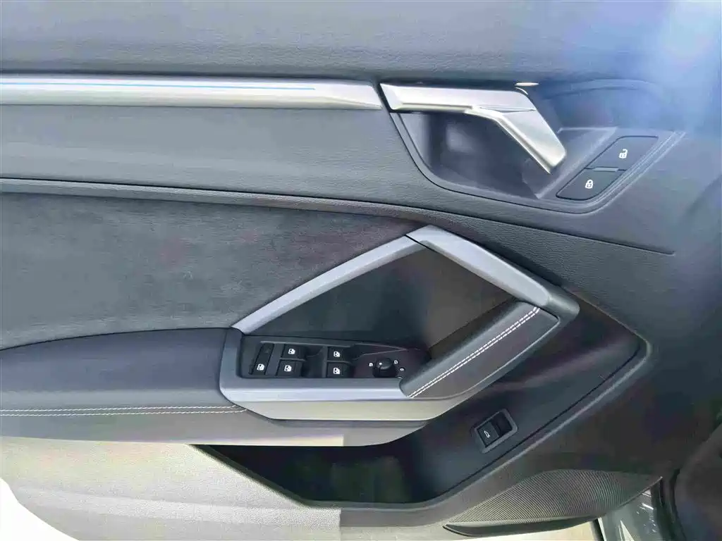 Audi Q3 2024 2024 35 TFSI Fashion Sport