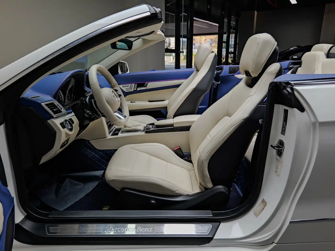 Mercedes-Benz E-Class (Import) 2012 E 260 CGI Convertible фото 10