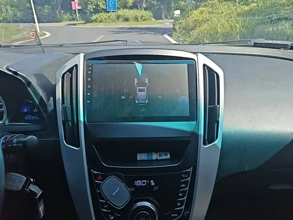 Luxgen U6 SUV 2016 2015 1.8T Fashion Edition