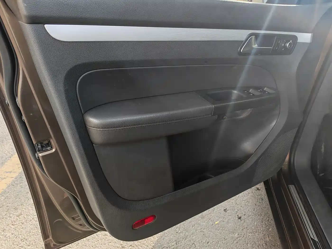 Photo 12 - Volkswagen Touran