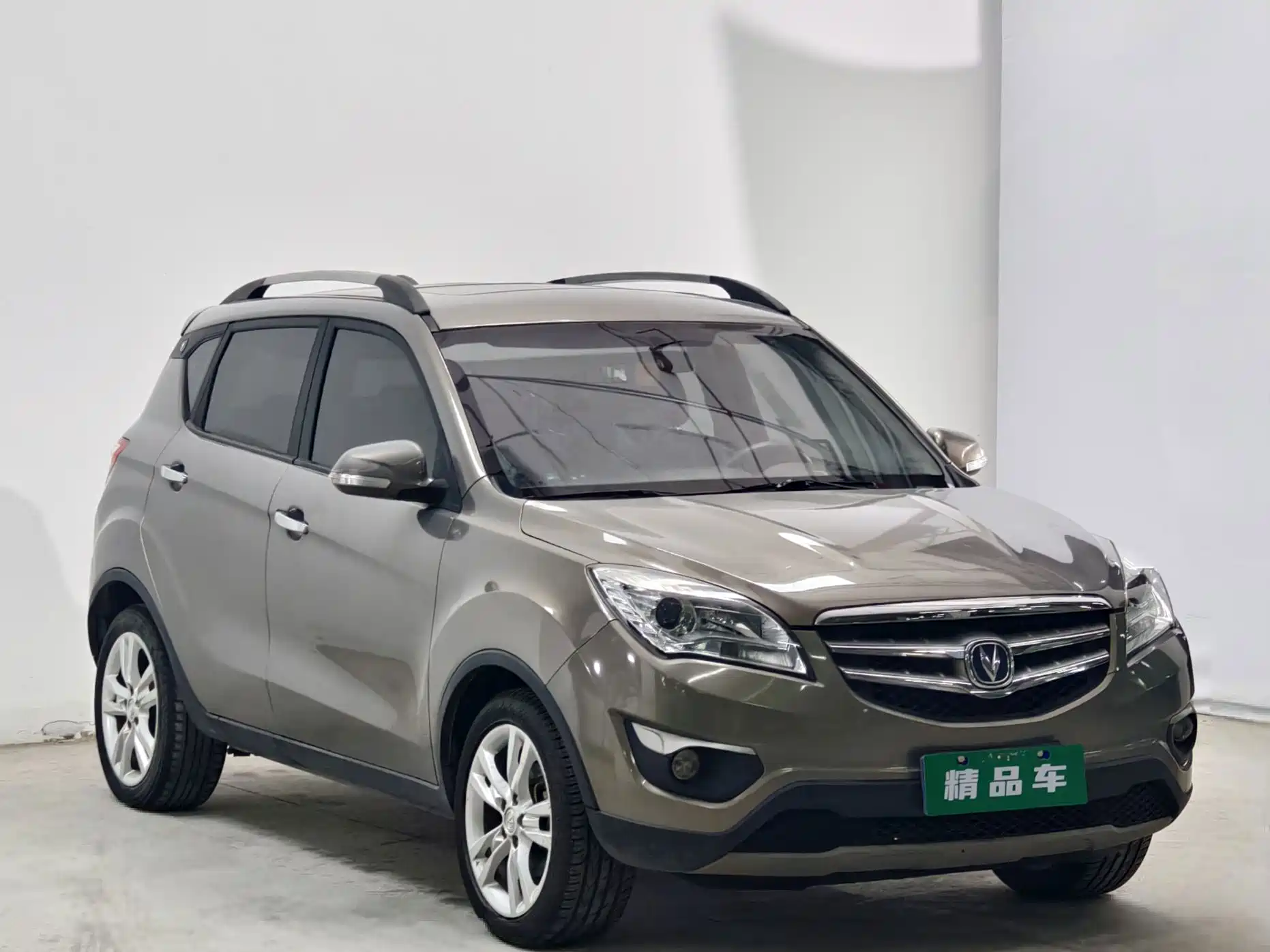 Фото 3 - Changan CS35