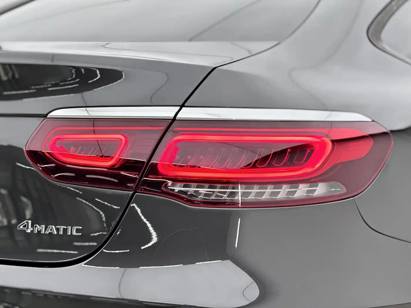 Mercedes-Benz GLC Coupe 2020 GLC 260 4MATIC Coupe SUV фото 14
