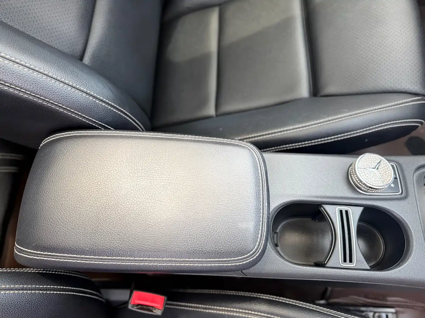 Mercedes-Benz GLA 2016 GLA 200 Dynamic фото 13