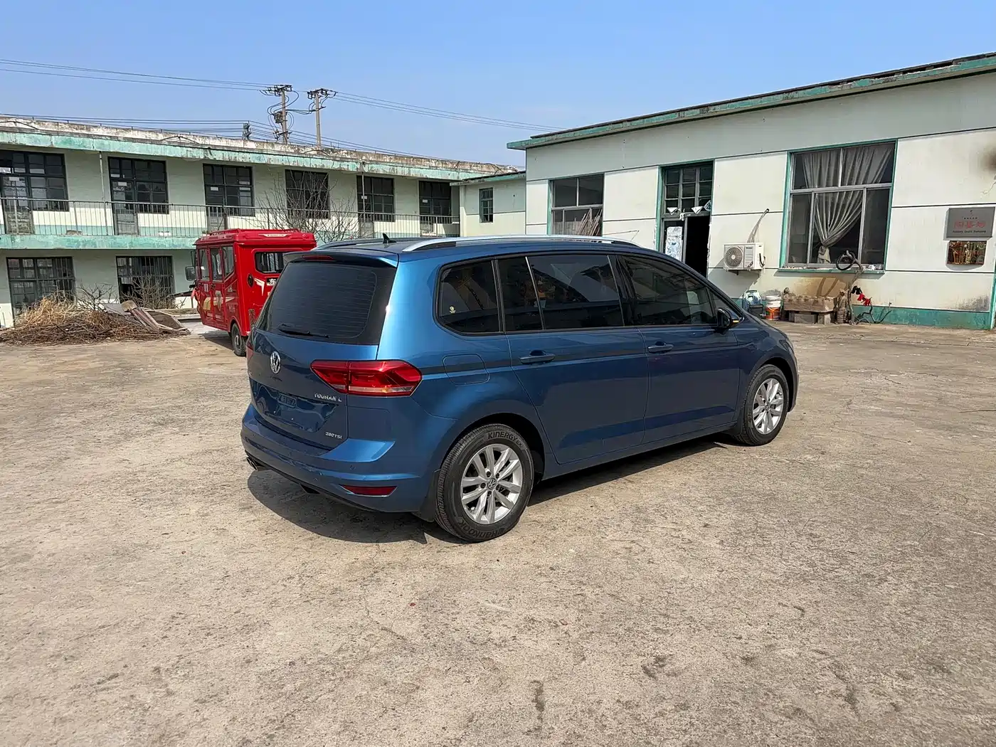 Volkswagen Touran 2021 Touran L 280TSI DSG Trend Edition 7-seater фото 4