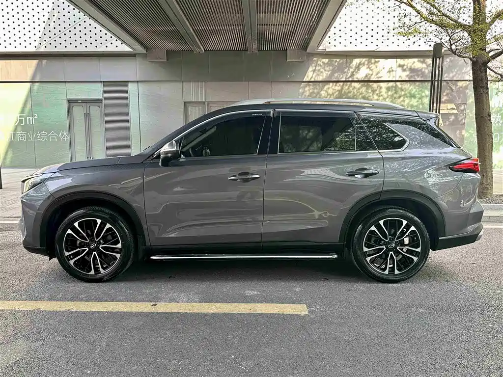 GAC TRUMPCHI GS4 PLUS