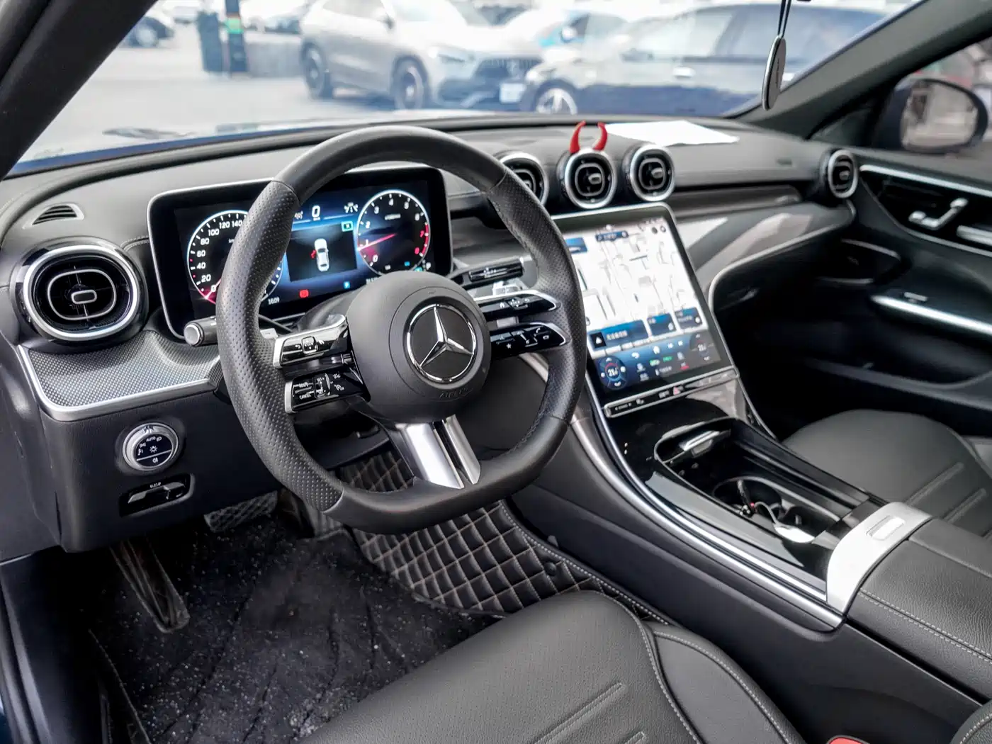 Mercedes-Benz C-Class 2023 Facelift C 200 L Sport Edition фото 8
