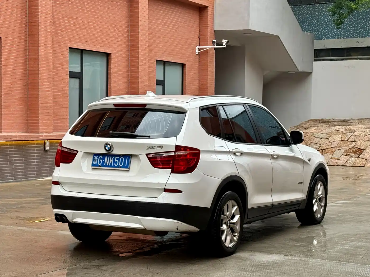 BMW X3 (Import) 2012 xDrive28i Leading Edition фото 4