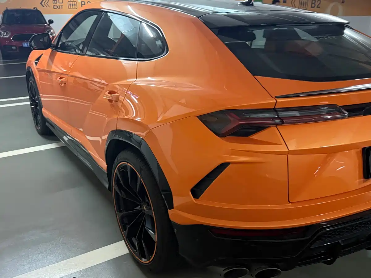 Lamborghini Urus 2023 2021 4.0T V8