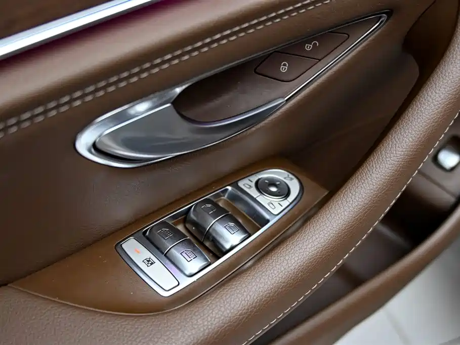 Mercedes-Benz E-Class 2023 Facelift E 300 L Luxury фото 23