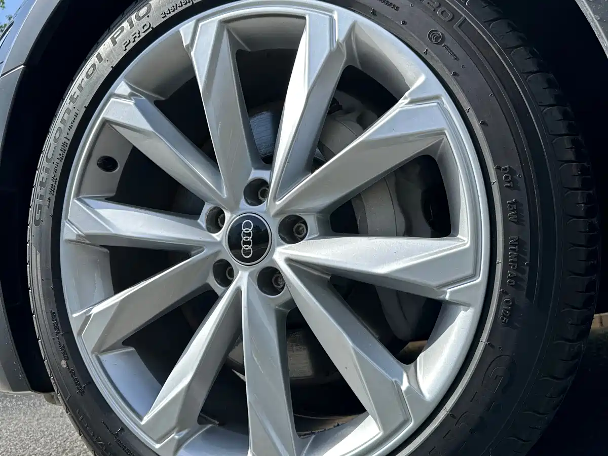 Audi A6 (Import) 2021 allroad quattro Explorer 55 TFSI Premium Off-road фото 13