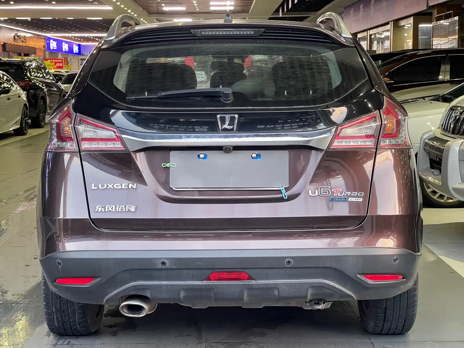 Photo 5 - Luxgen U6 SUV