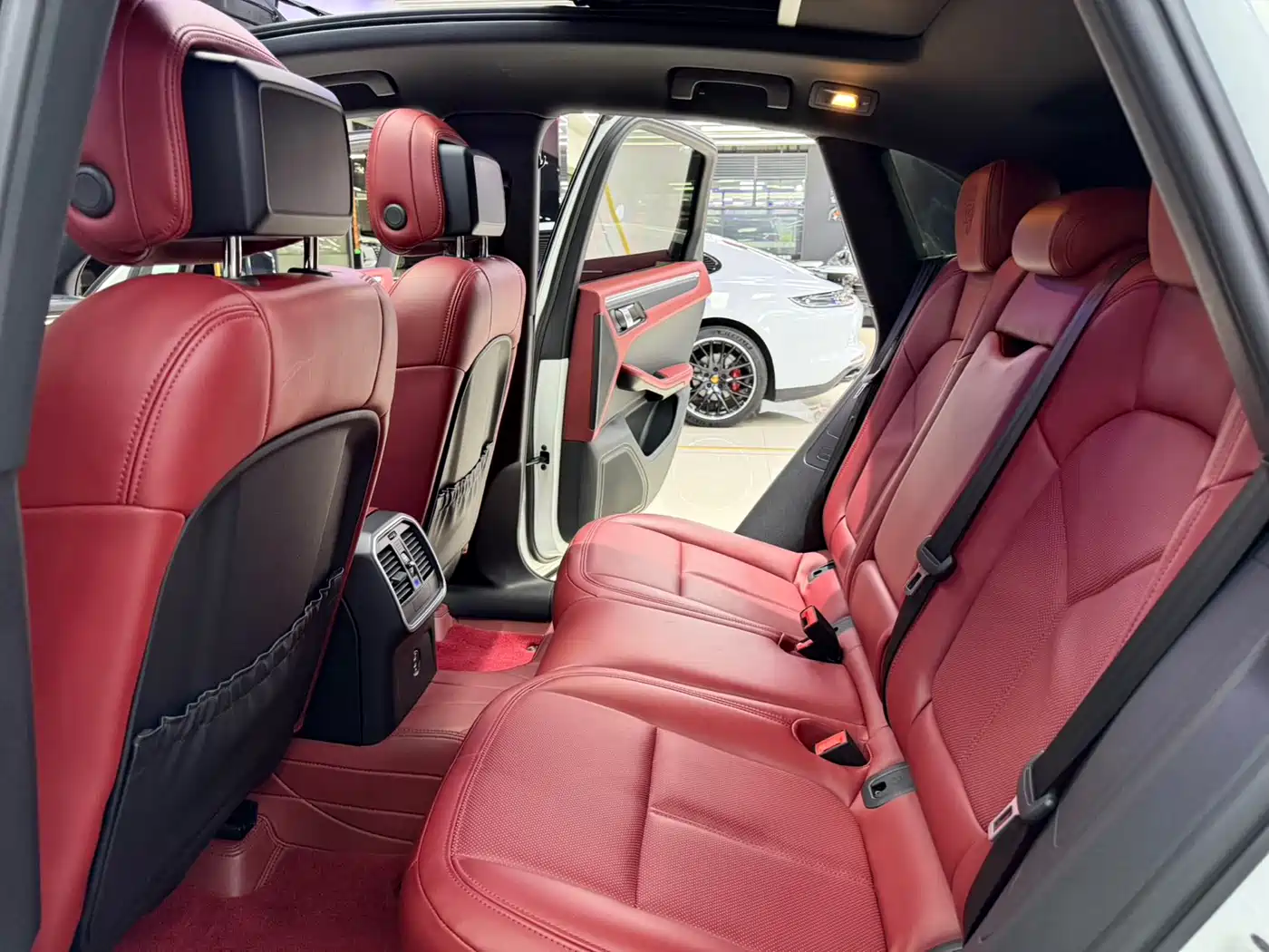Porsche Macan 2021 Macan 2.0T фото 7