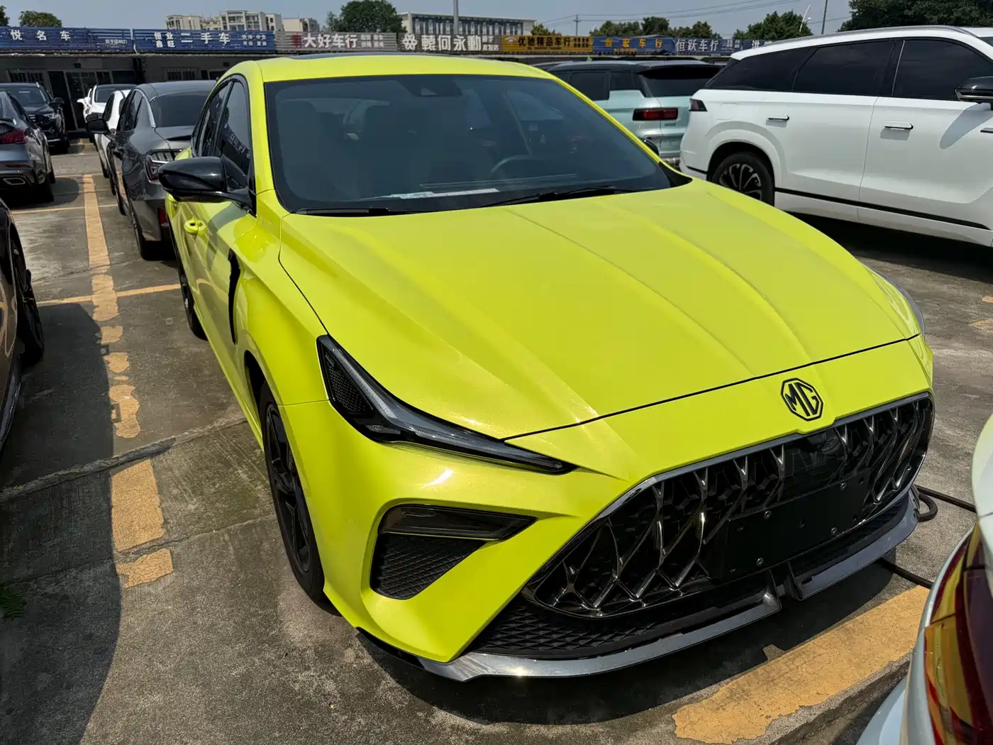 MG MG5 Scorpio 2022 2022 1.5T Trophy Sports Flagship