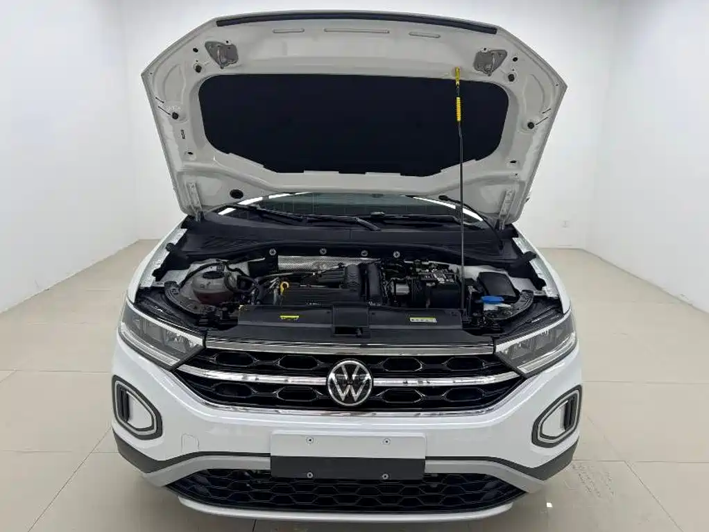 Photo 7 - Volkswagen T-ROC