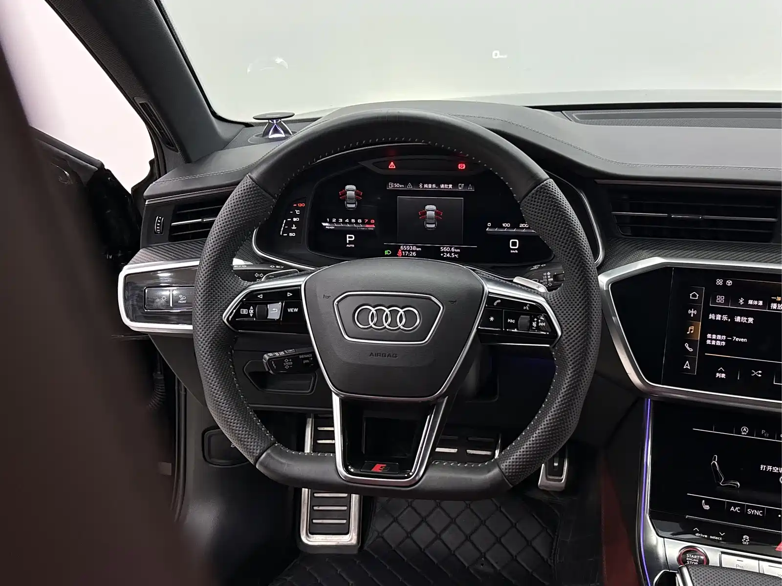 صورة 12 - Audi S6