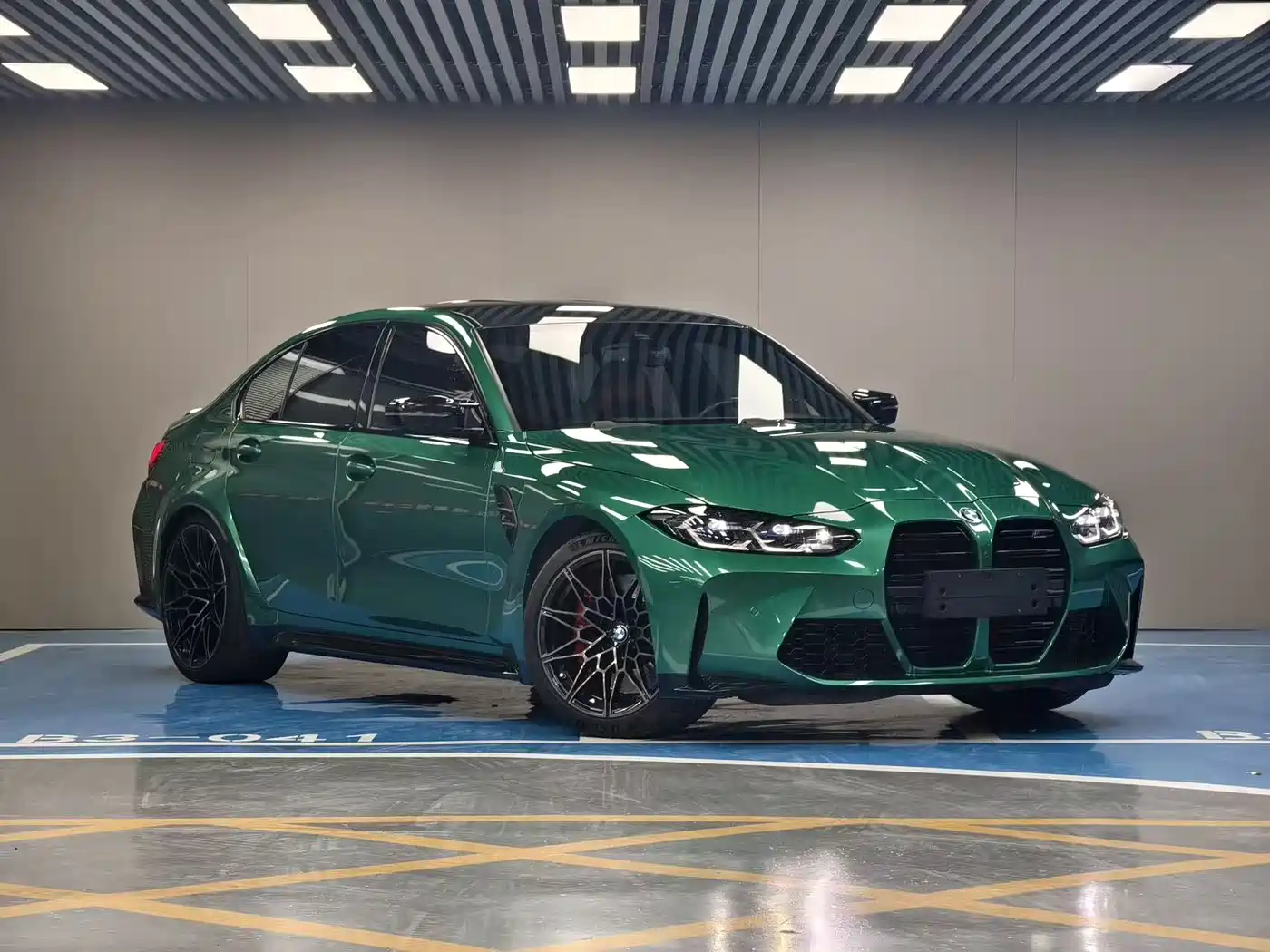 BMW M3 2023 M3 Sedan M xDrive Thunder Edition фото 3