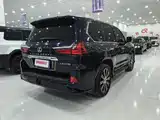Photo 4 - Lexus LX
