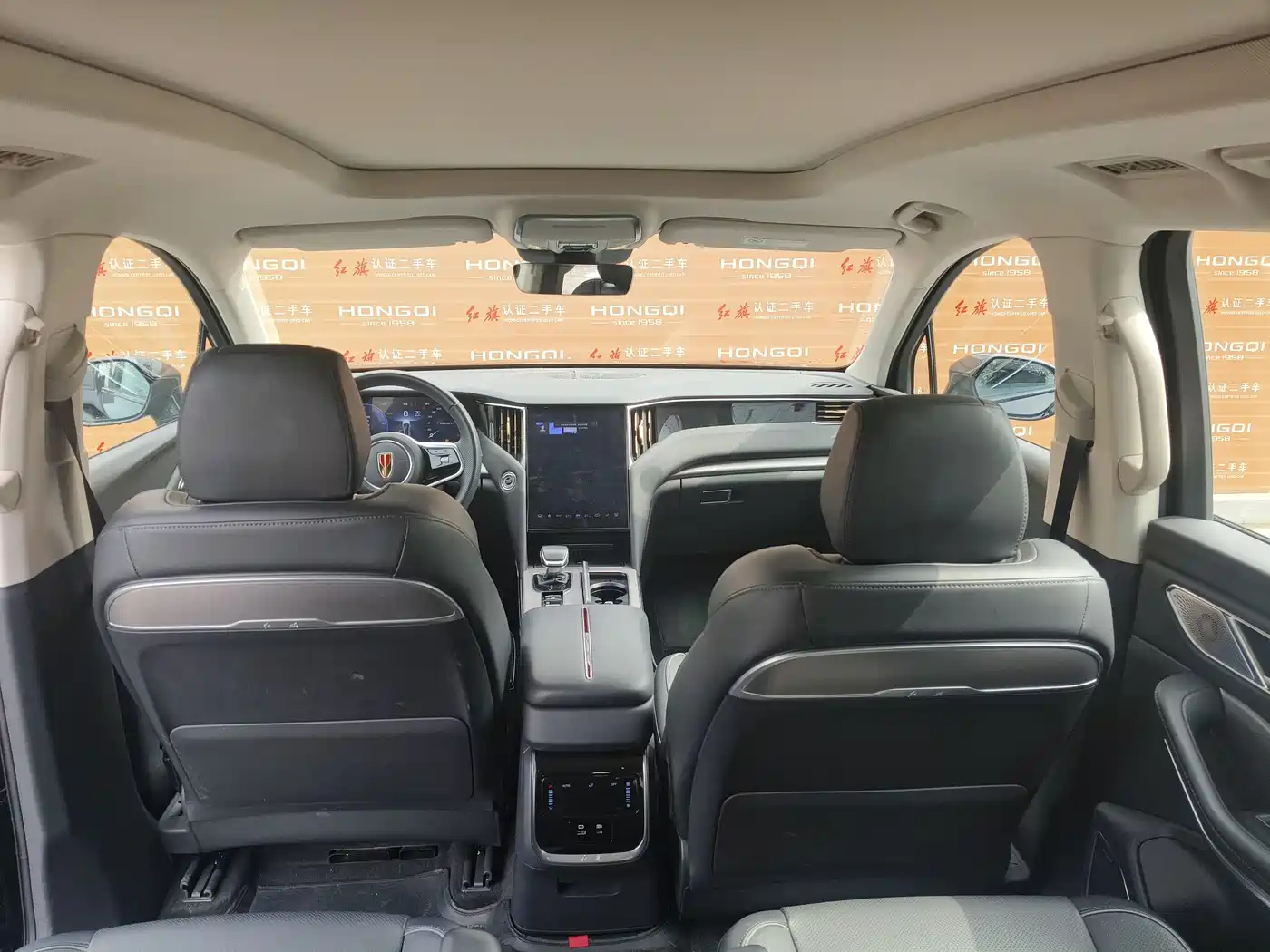 Hongqi HS7 PHEV 2024 2.0T PHEV 4WD Flagship Edition 6-seater фото 10