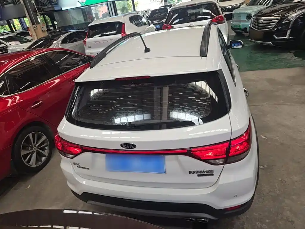 Kia KX CROSS 2019 2018 1.6L Automatic Smart Sunroof Edition