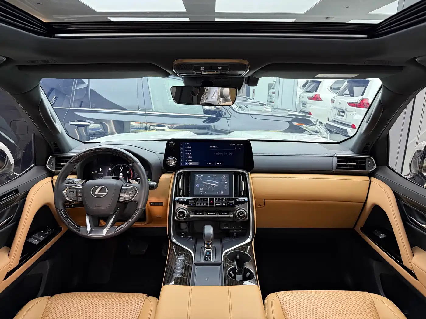 Lexus LX 2025 2025 700h Leading Edition