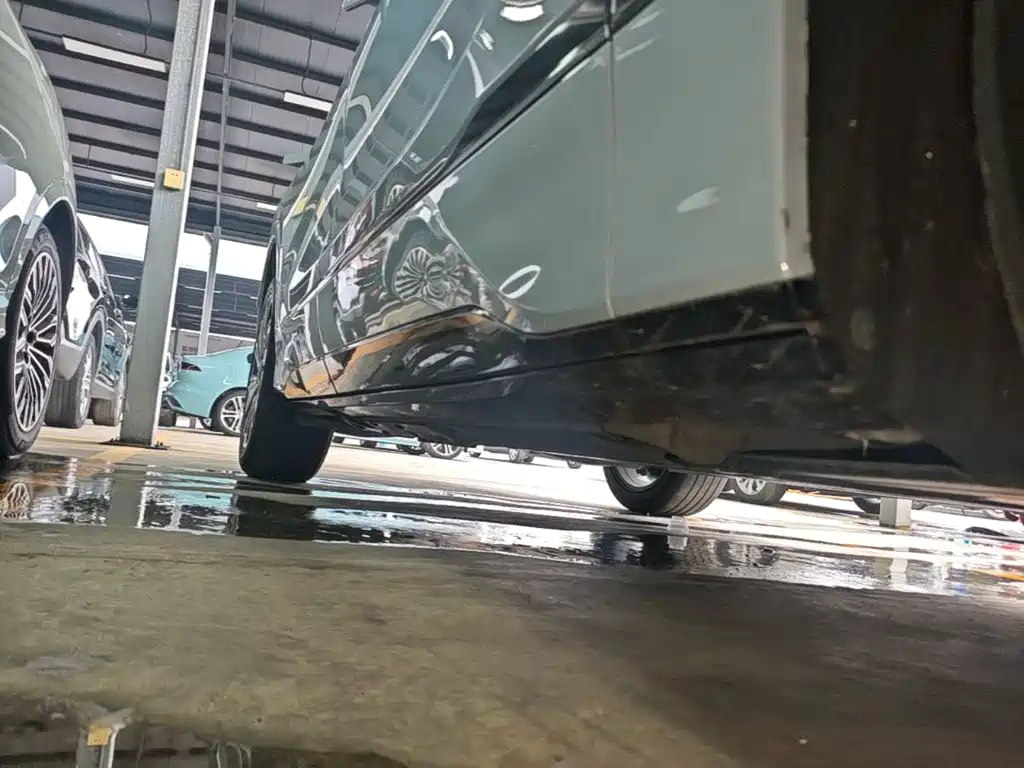 Фото 21 - Buick E5