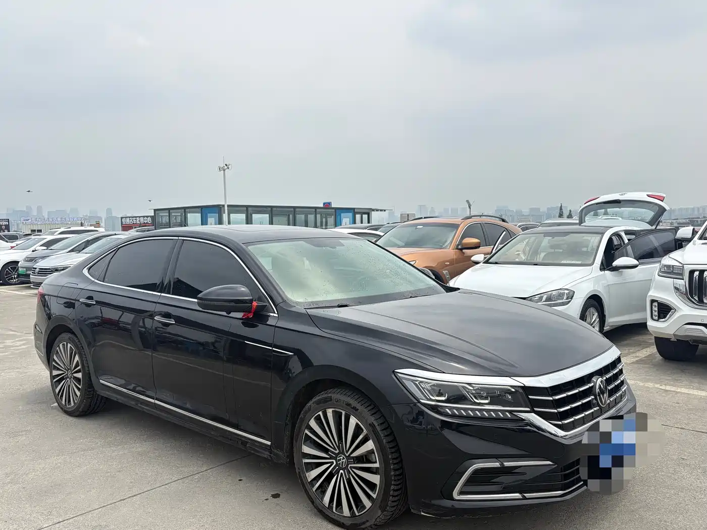 Volkswagen Passat 2021 Model 330TSI Luxury Edition фото 3