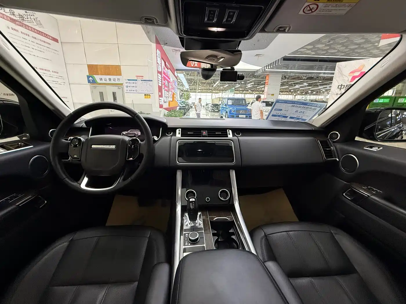 Land Rover Range Rover Sport PHEV 2019 P400e HSE фото 16