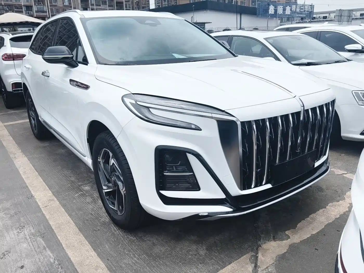 Hongqi HS3 2023 1.5T 2WD Brave Edition фото 3