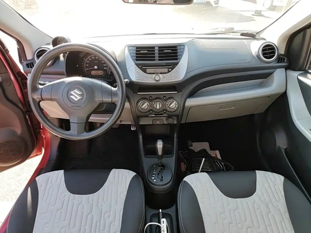 Suzuki Alto 2015 2013 1.0L Automatic Deluxe