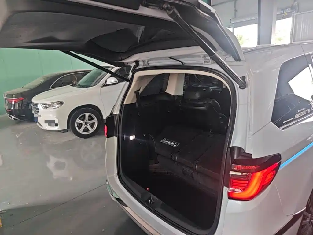 Honda Elysion 2024 2024 2.0L e:HEV Luxury Edition