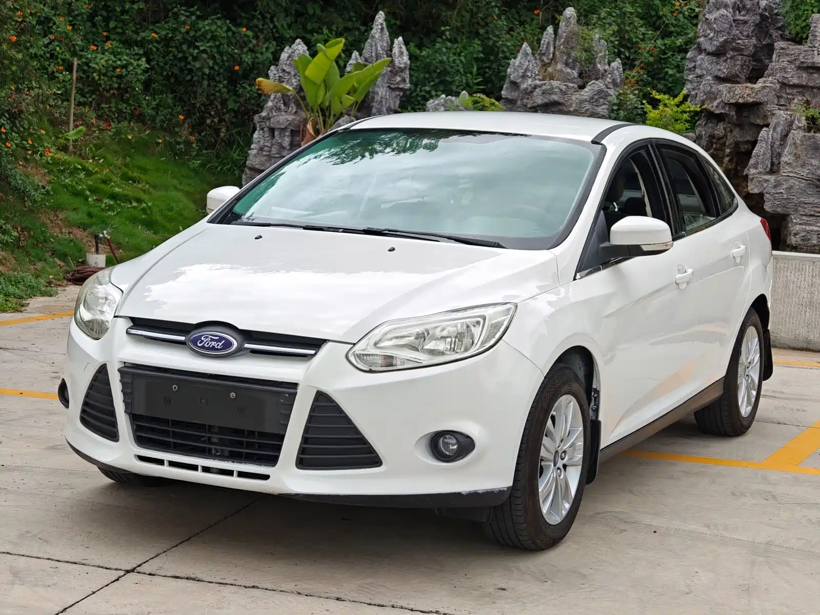 Фото 1 - Ford Focus